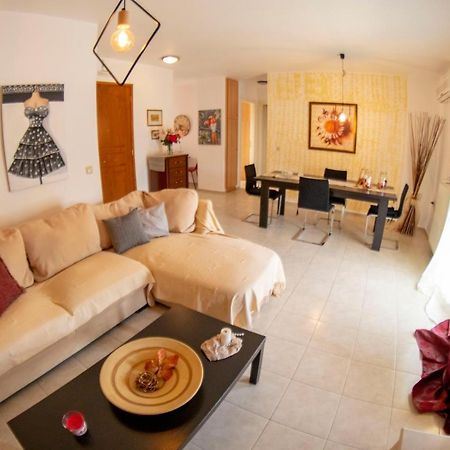 גובס A Quiet Apartment Close To The Sea מראה חיצוני תמונה
